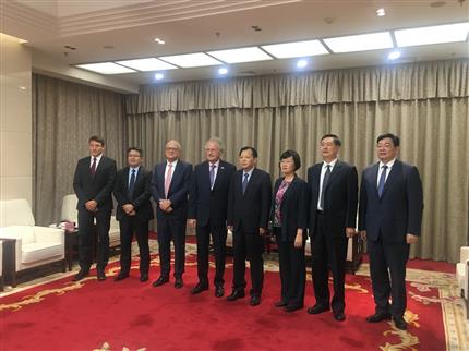 刘伟会见卢森堡货航董事会主席保罗?海明格